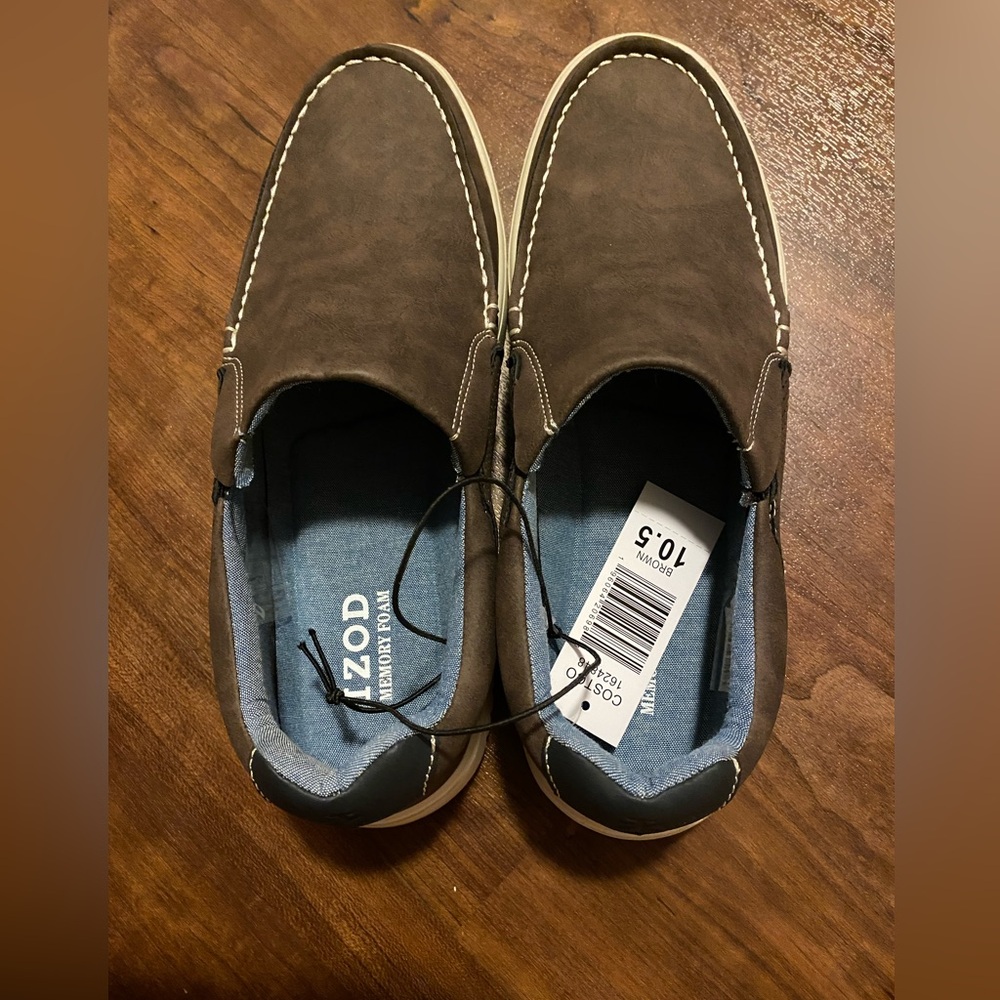 Brand new men’s shoes size 10.5